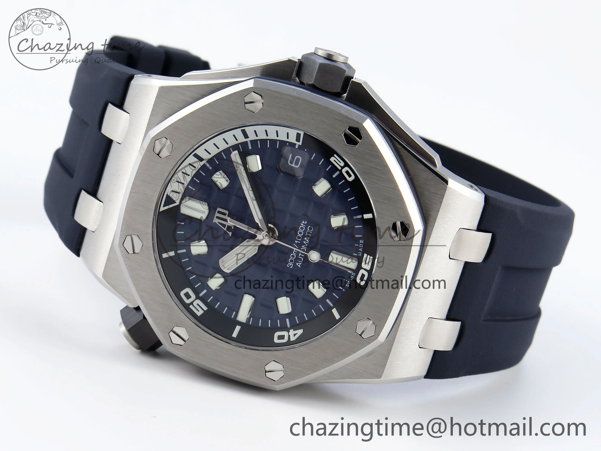 Royal Oak Offshore Diver 15720 APSF 1:1 Best Edition Blue Dial on Blue Rubber Strap SA4308