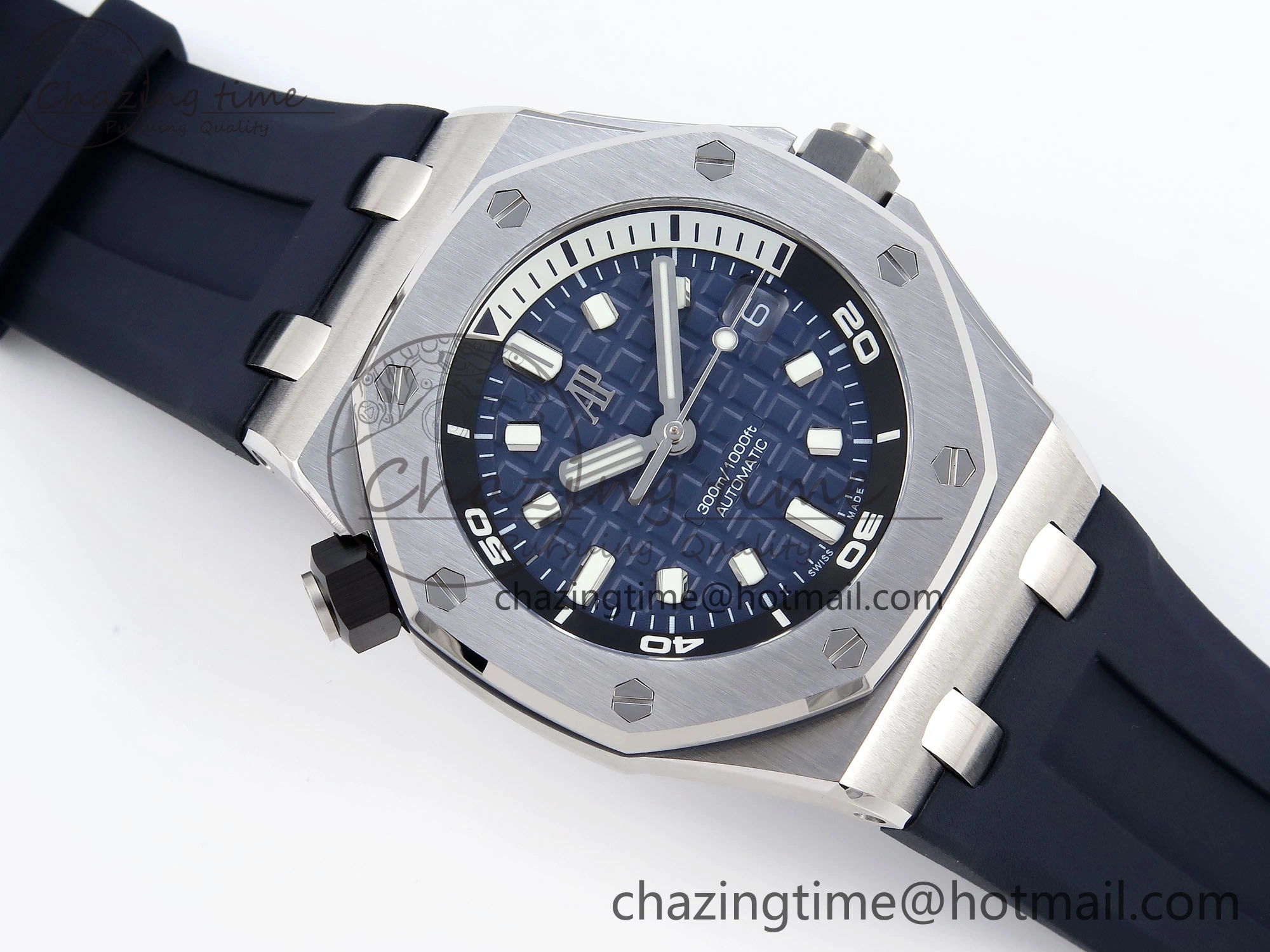 Royal Oak Offshore Diver 15720 APSF 1:1 Best Edition Blue Dial on Blue Rubber Strap SA4308