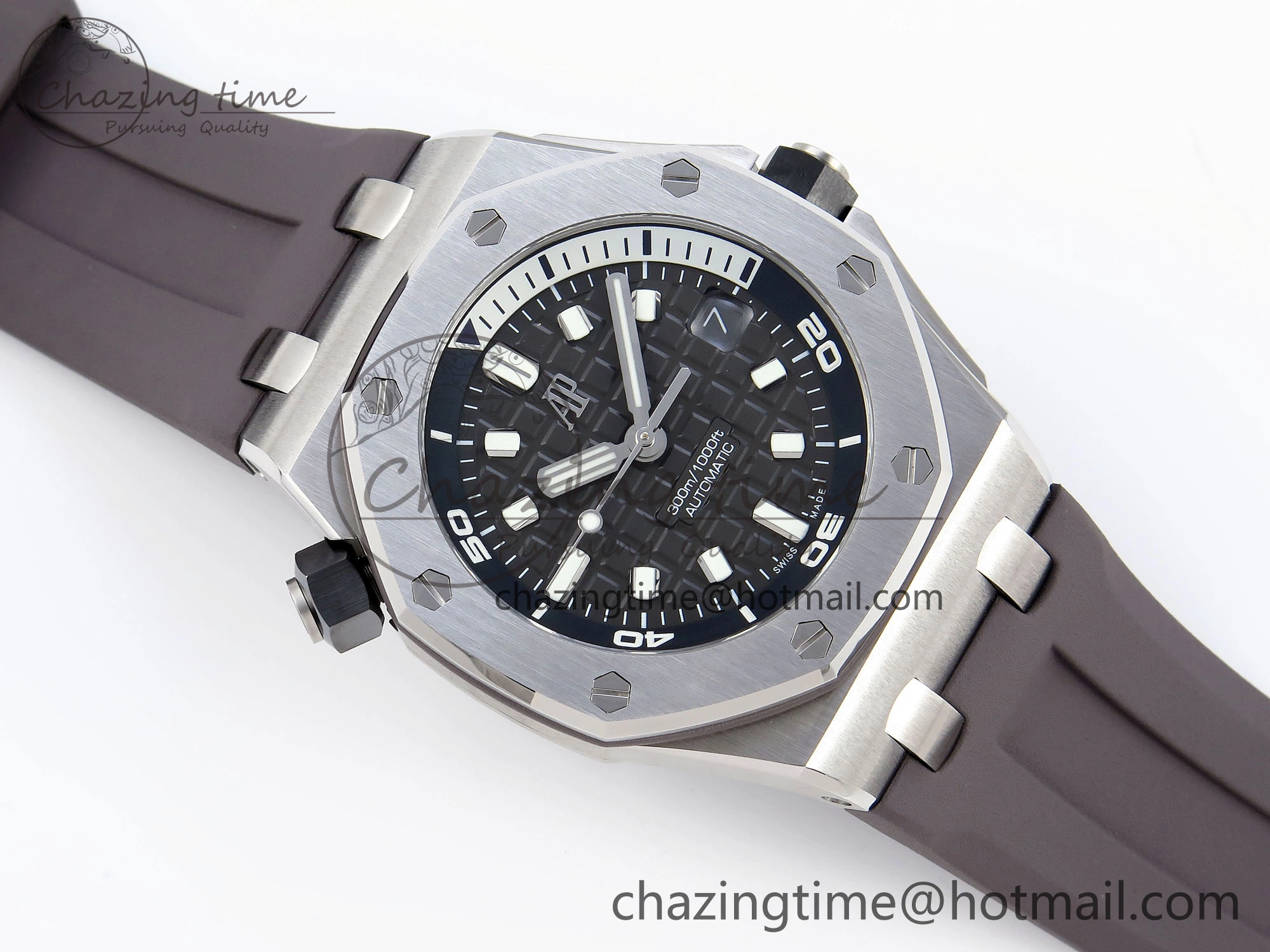 Royal Oak Offshore Diver 15720 APSF 1:1 Best Edition Gray Dial on Gray Rubber Strap SA4308
