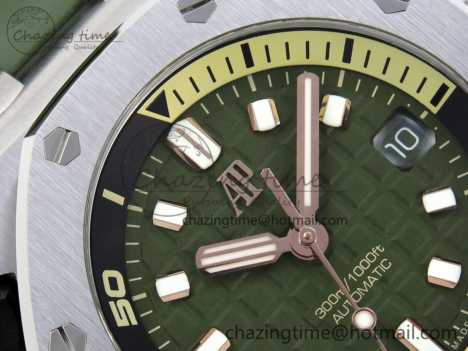 Royal Oak Offshore Diver 15720 APSF 1:1 Best Edition Green Dial on Green Rubber Strap SA4308