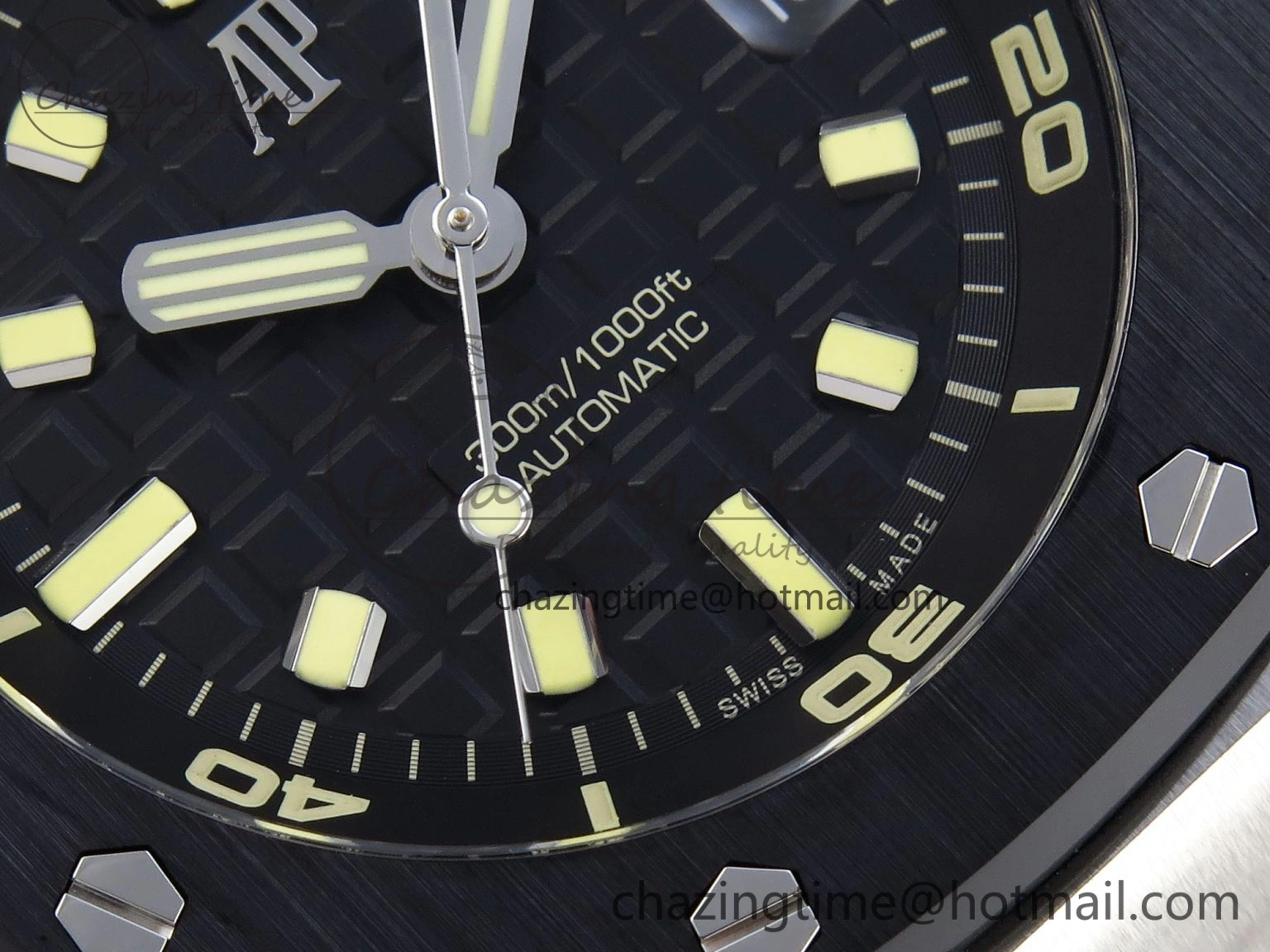 Royal Oak Offshore Diver 15720 Ceramic Bezel APSF 1:1 Best Edition Black Dial on Black Rubber Strap SA4308
