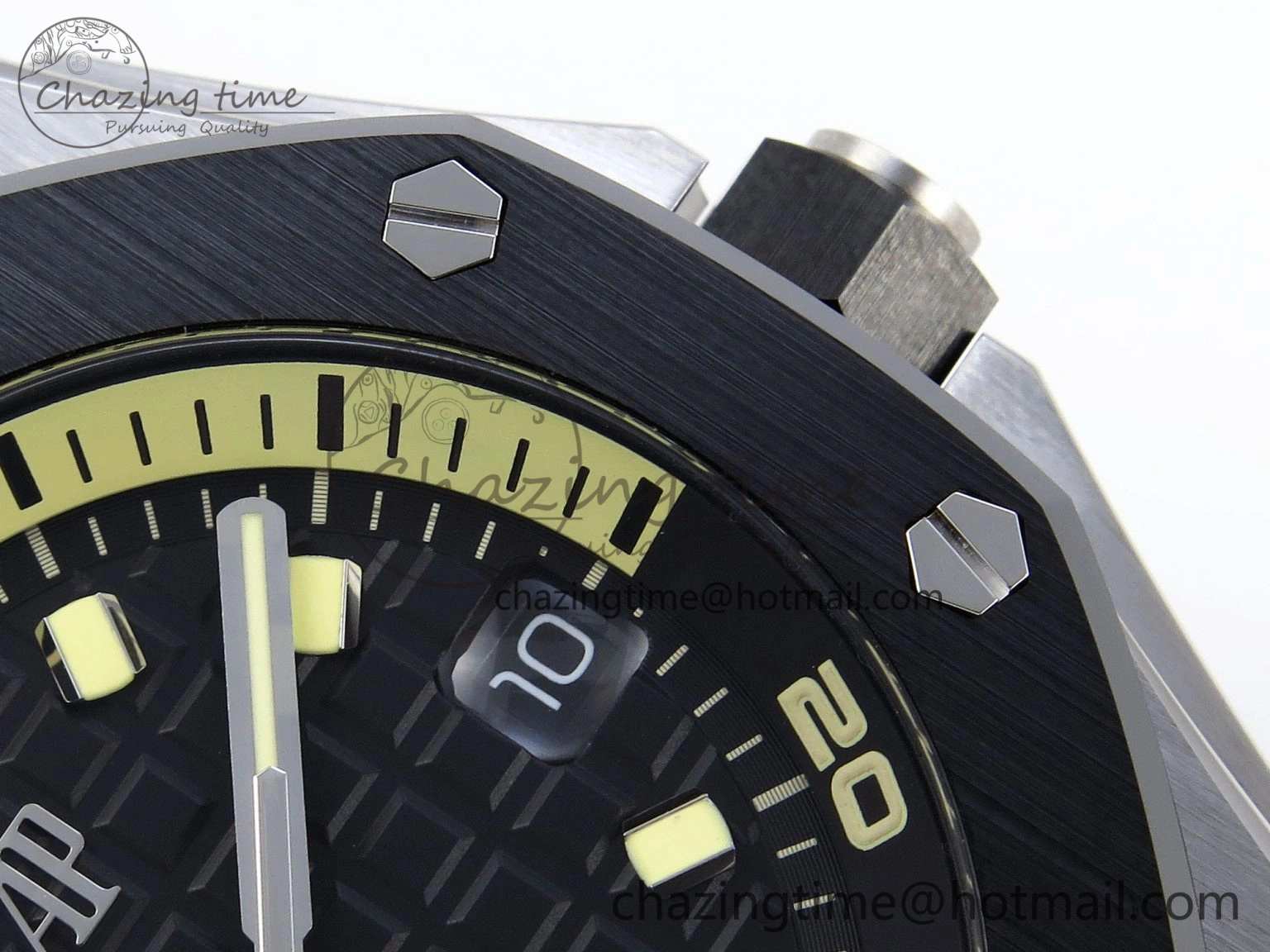 Royal Oak Offshore Diver 15720 Ceramic Bezel APSF 1:1 Best Edition Black Dial on Black Rubber Strap SA4308