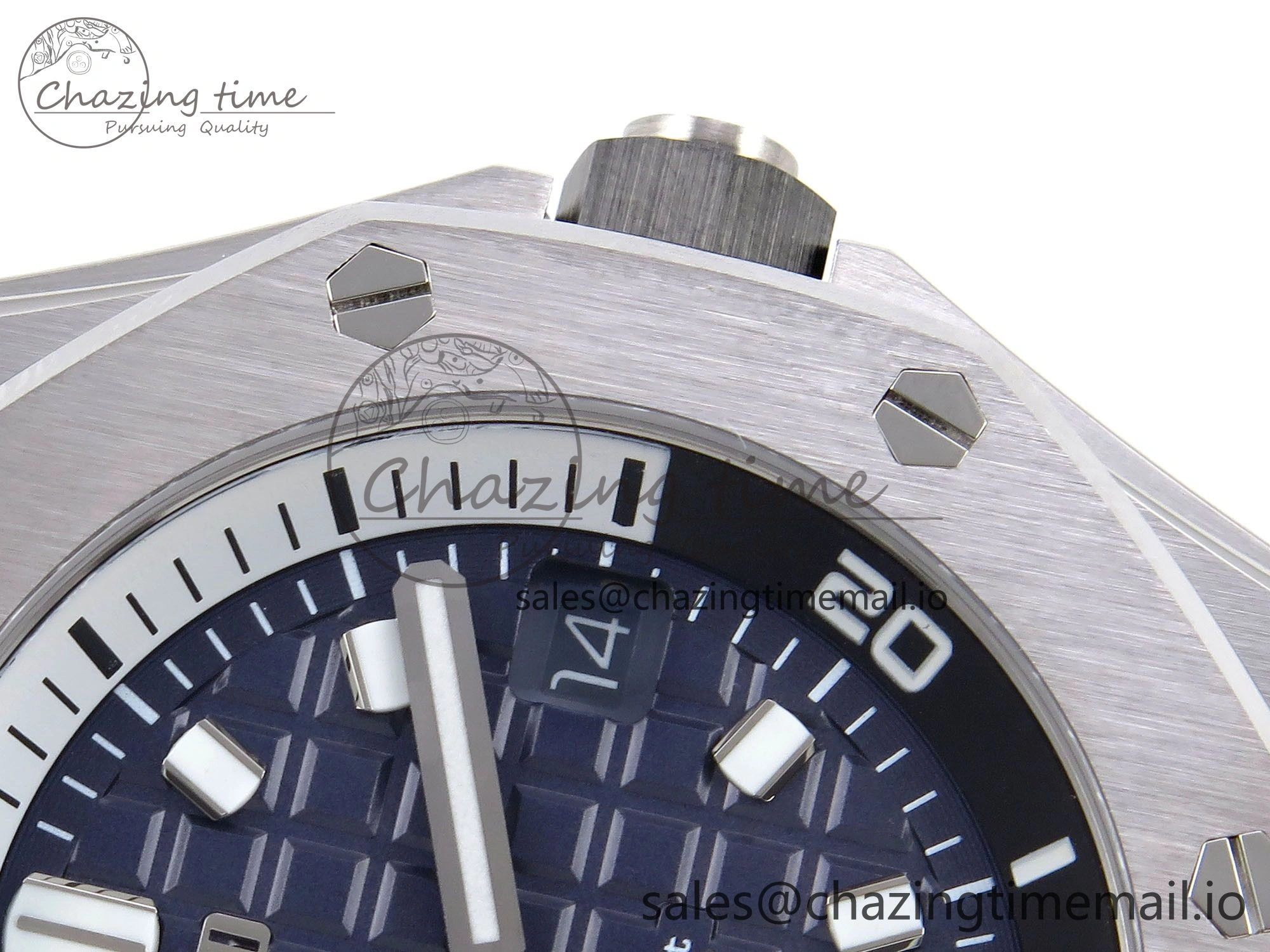 Royal Oak Offshore Diver 15720 IPF Best Edition Blue Dial on Blue Rubber Strap A4308 V2