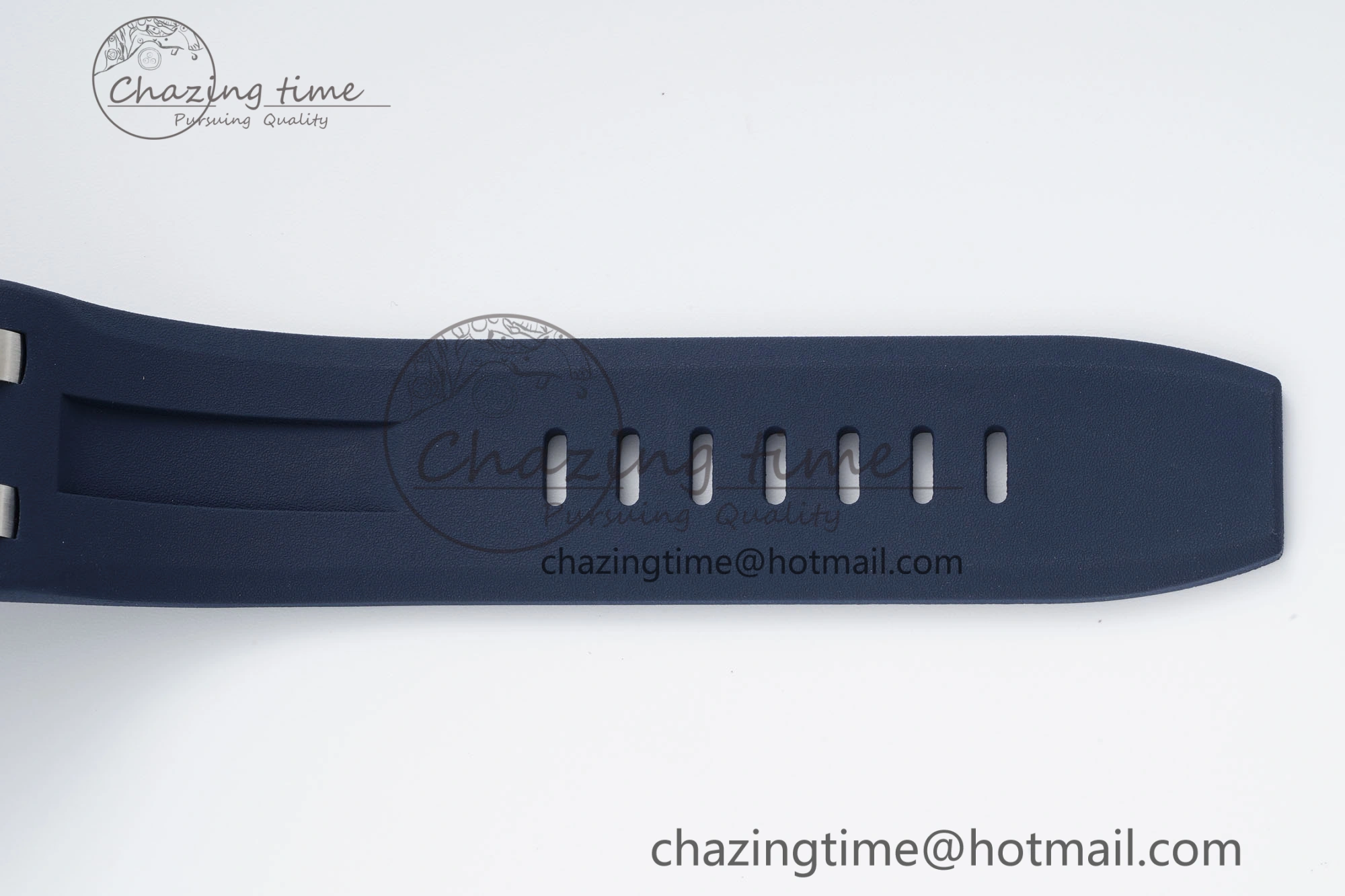 Royal Oak Offshore Diver 15720 IPF Best Edition Blue Dial on Blue Rubber Strap A4308