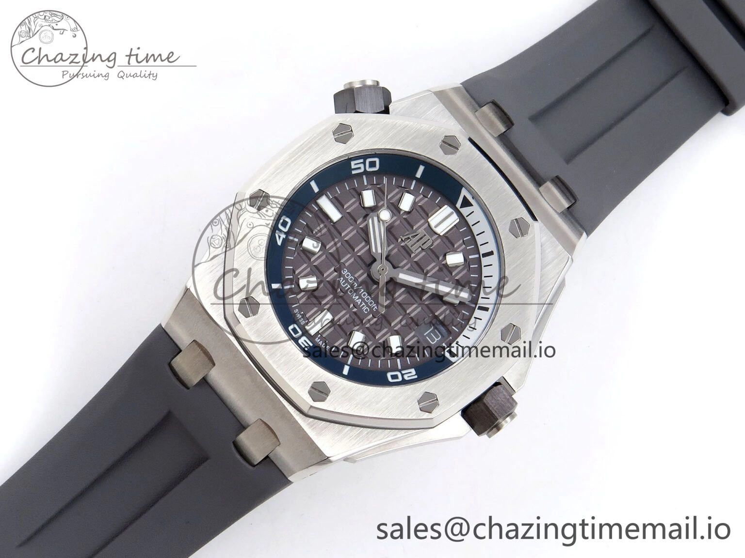 Royal Oak Offshore Diver 15720 IPF Best Edition Gray Dial on Gray Rubber Strap A4308 V2