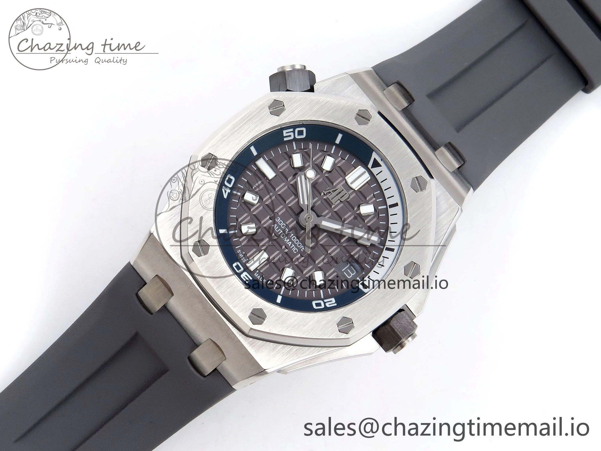Royal Oak Offshore Diver 15720 IPF Best Edition Gray Dial on Gray Rubber Strap A4308 V2