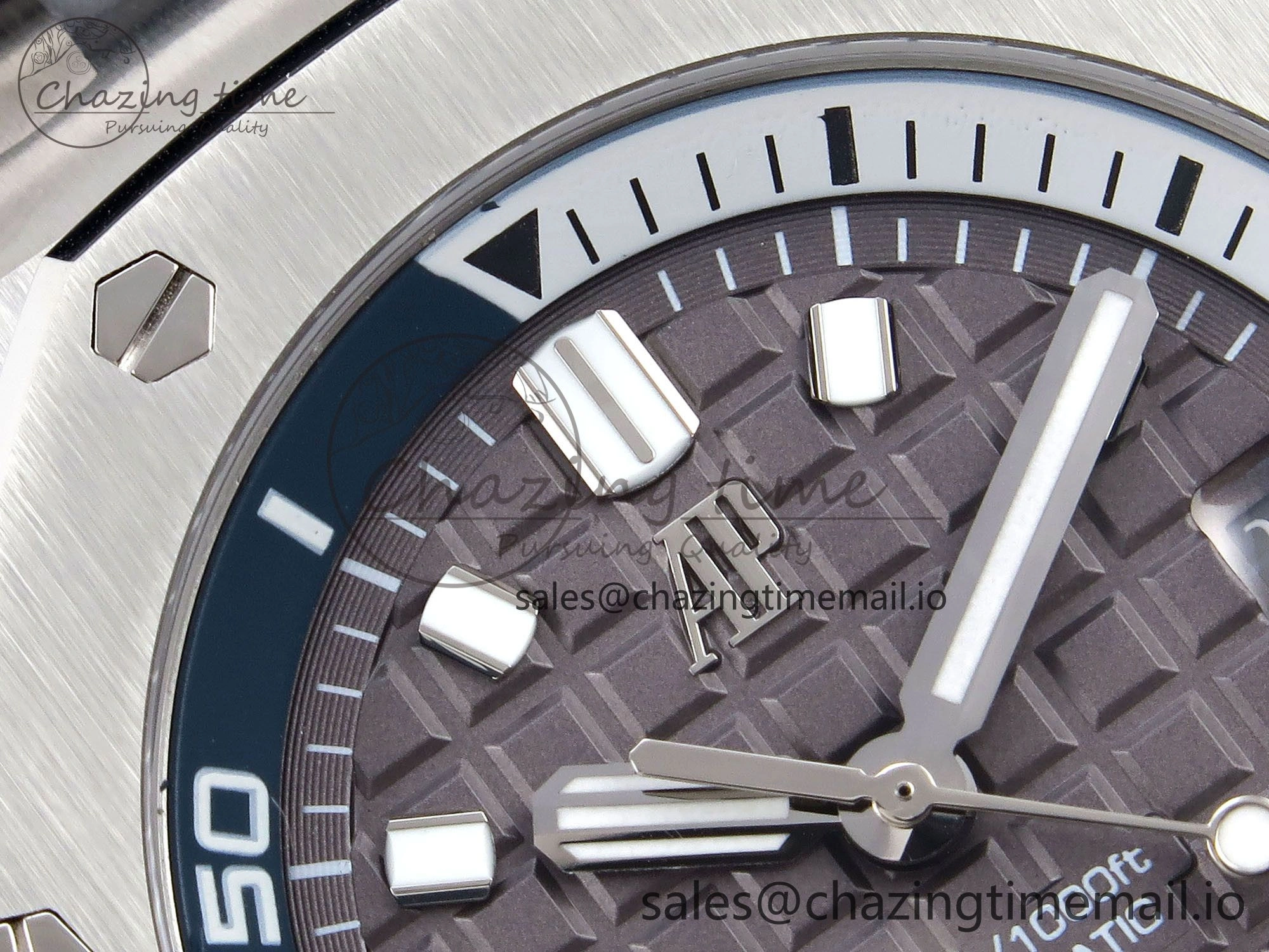 Royal Oak Offshore Diver 15720 IPF Best Edition Gray Dial on Gray Rubber Strap A4308 V2