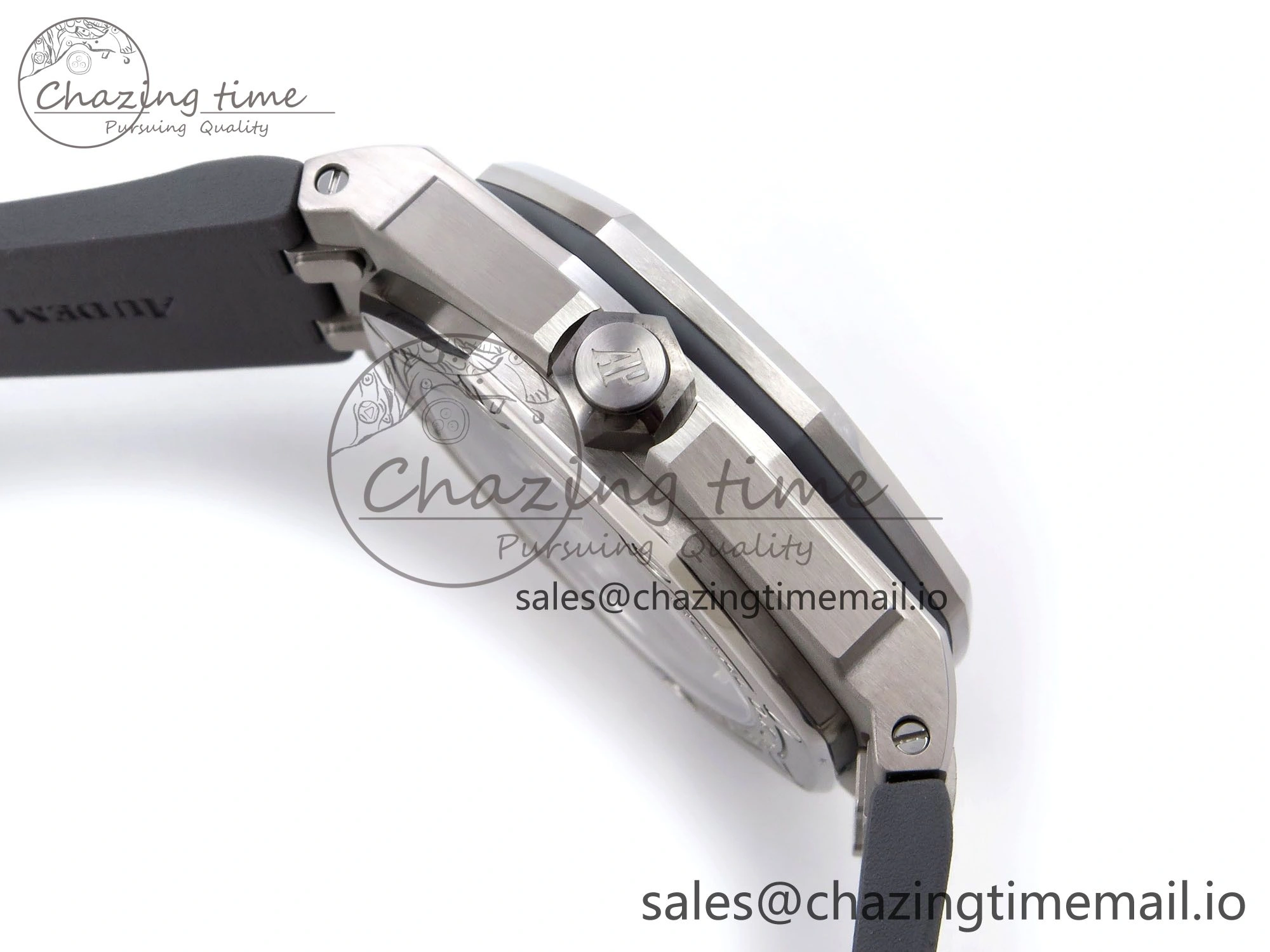 Royal Oak Offshore Diver 15720 IPF Best Edition Gray Dial on Gray Rubber Strap A4308 V2