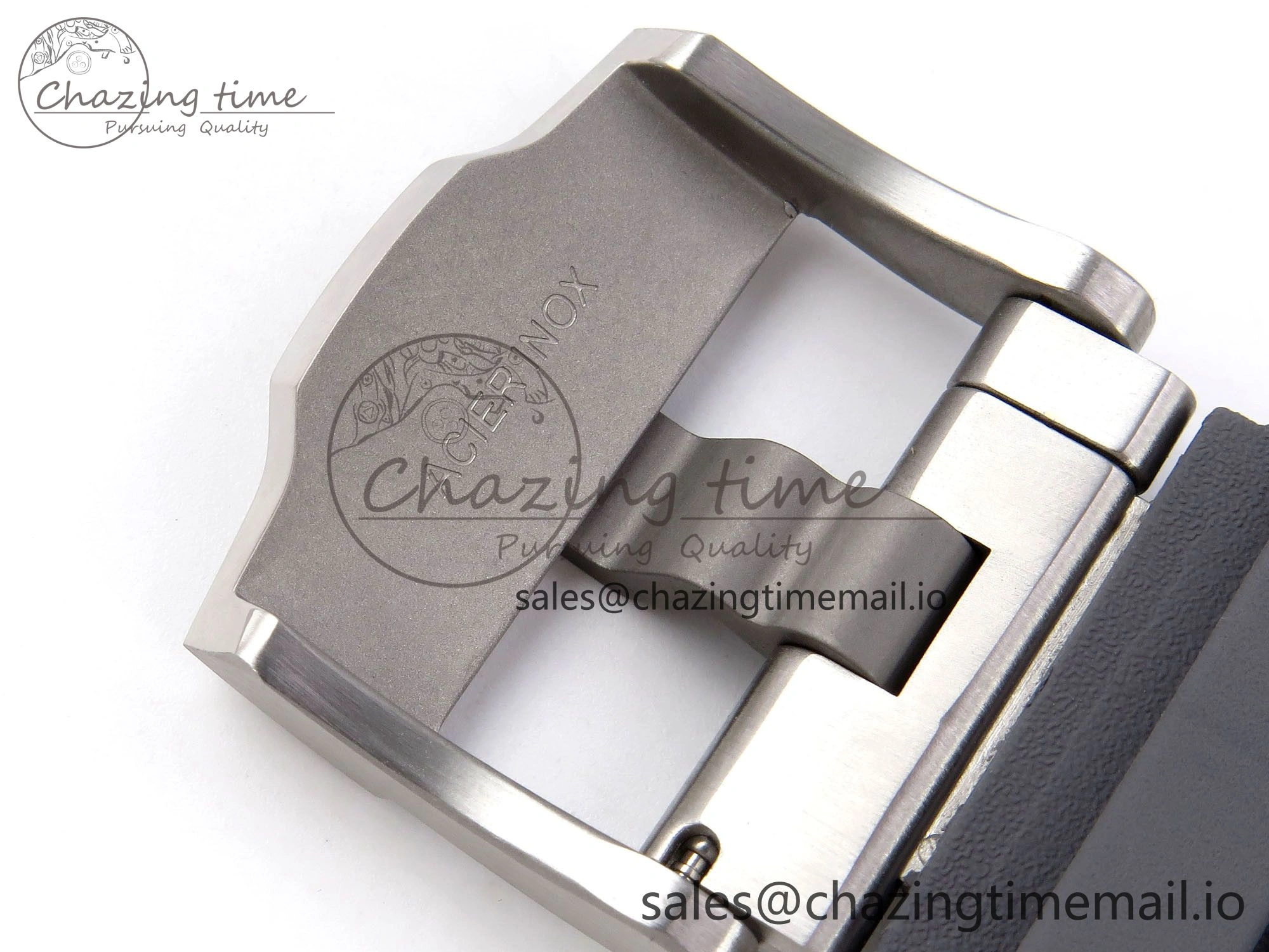 Royal Oak Offshore Diver 15720 IPF Best Edition Gray Dial on Gray Rubber Strap A4308 V2