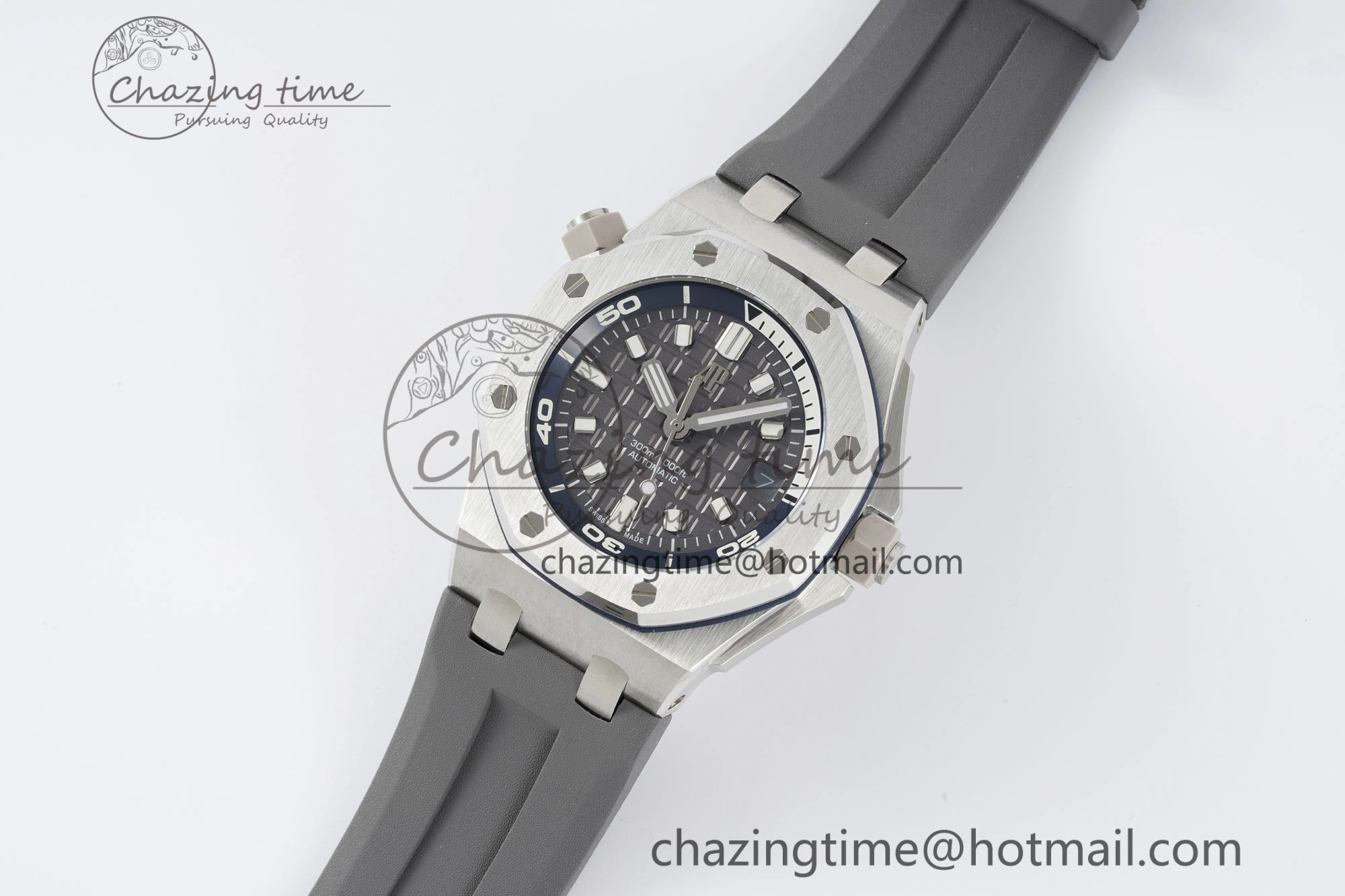 Royal Oak Offshore Diver 15720 IPF Best Edition Gray Dial on Gray Rubber Strap A4308
