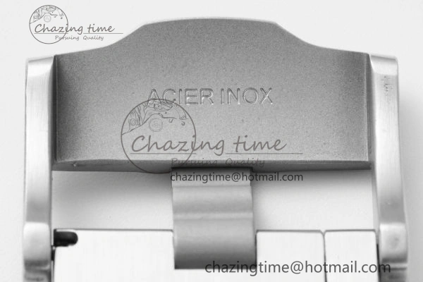 Royal Oak Offshore Diver 15720 IPF Best Edition Gray Dial on Gray Rubber Strap A4308