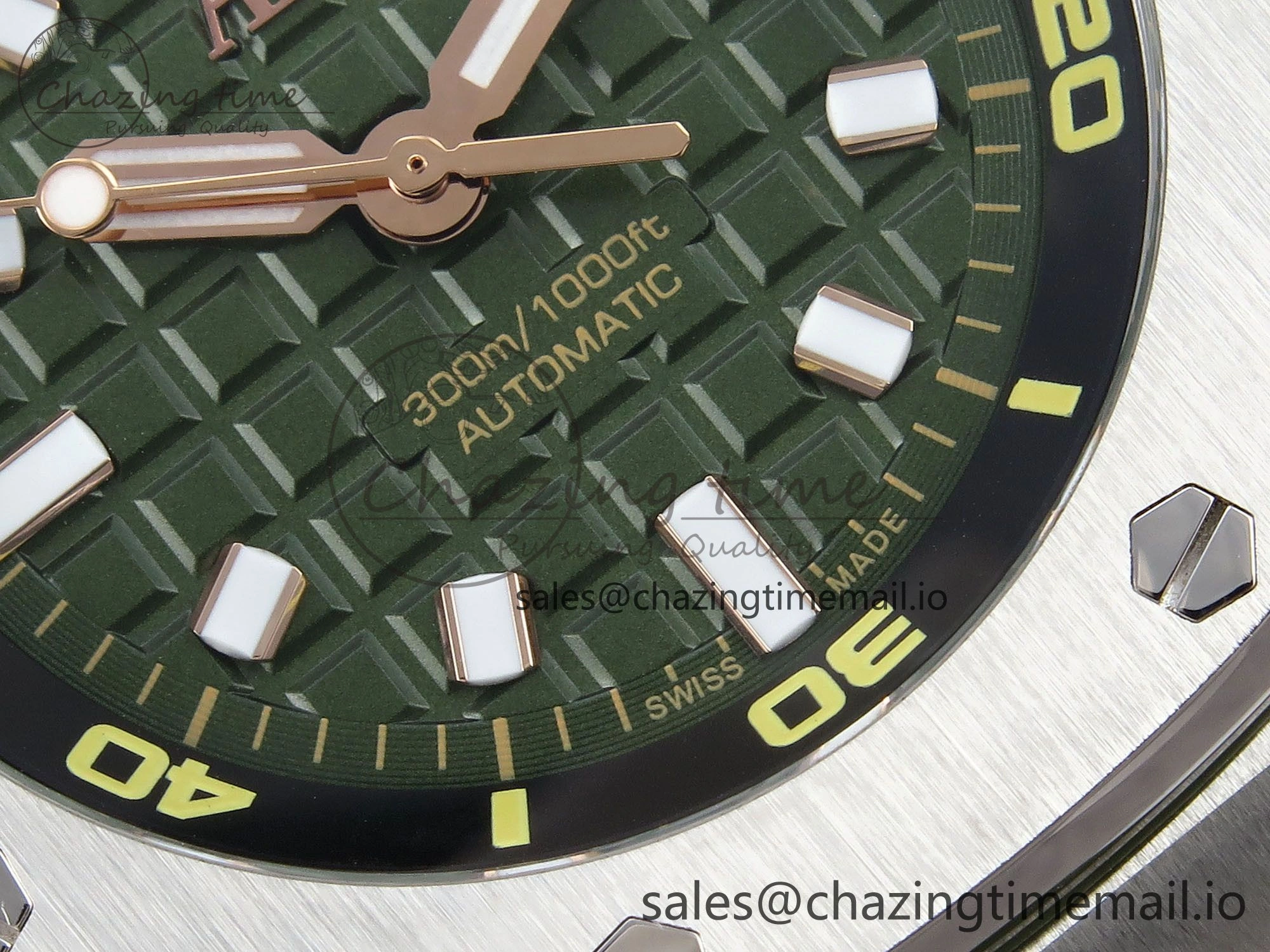 Royal Oak Offshore Diver 15720 IPF Best Edition Green Dial on Green Rubber Strap A4308 V2