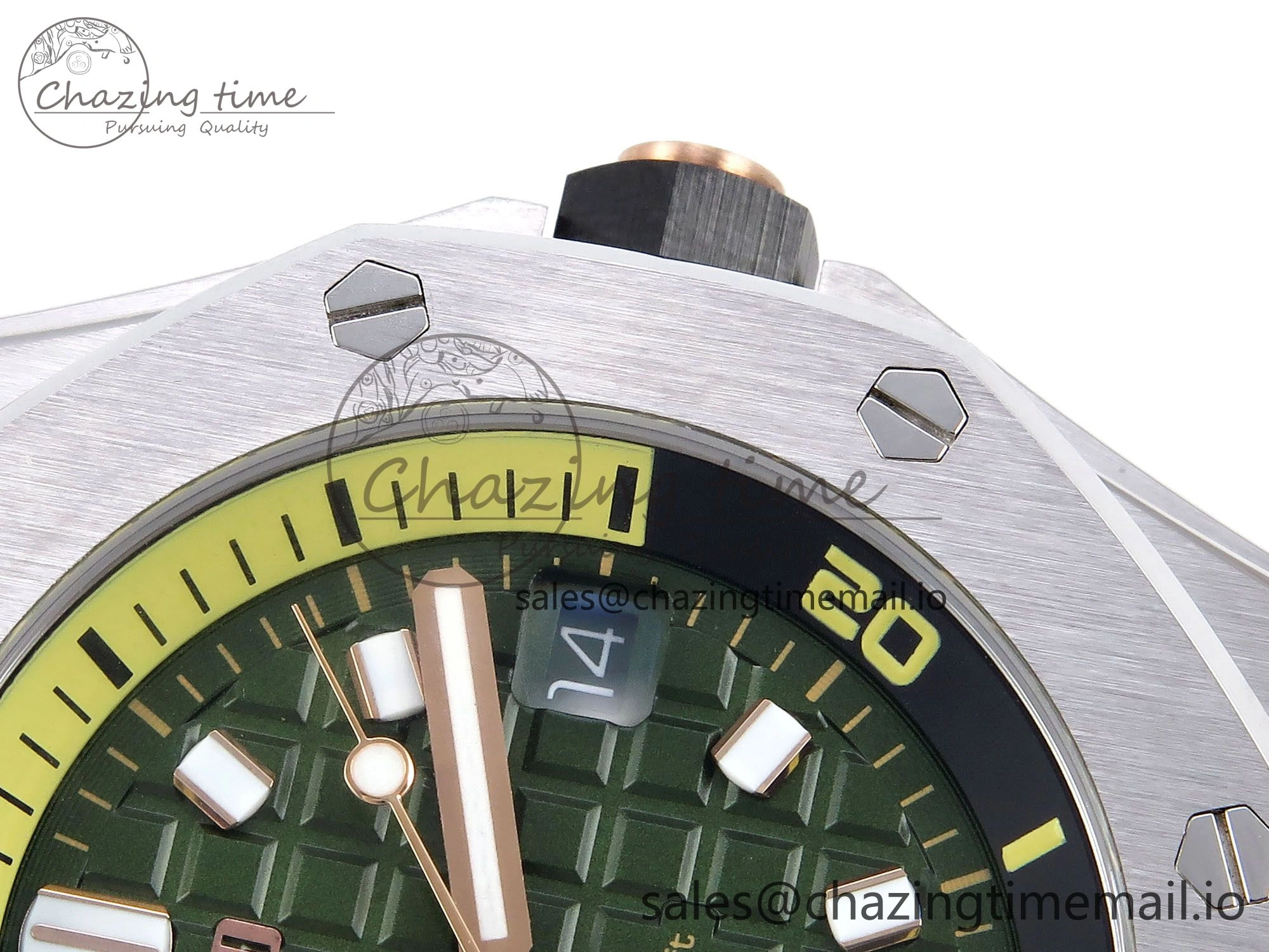 Royal Oak Offshore Diver 15720 IPF Best Edition Green Dial on Green Rubber Strap A4308 V2