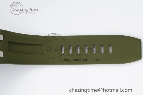 Royal Oak Offshore Diver 15720 IPF Best Edition Green Dial on Green Rubber Strap A4308