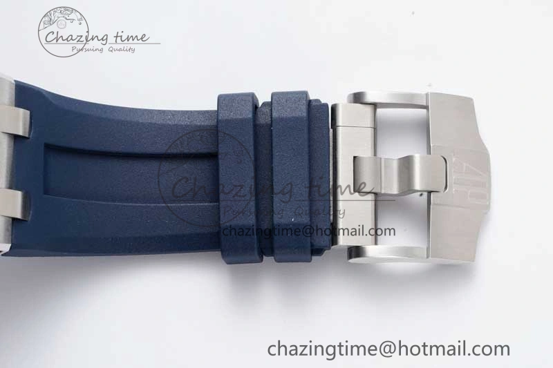 Royal Oak Offshore Diver 15720 SS APF 1:1 Best Edition Blue Dial on Blue Rubber Strap A4308