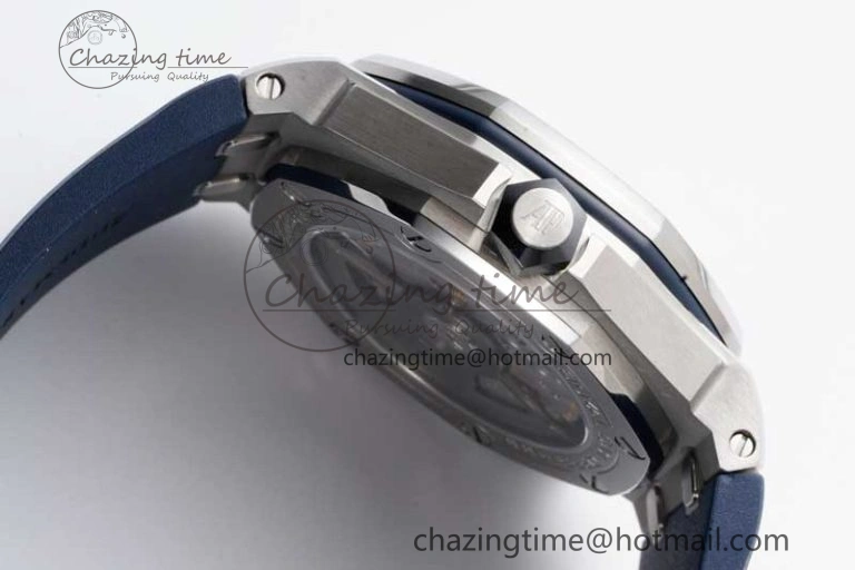 Royal Oak Offshore Diver 15720 SS APF 1:1 Best Edition Blue Dial on Blue Rubber Strap A4308