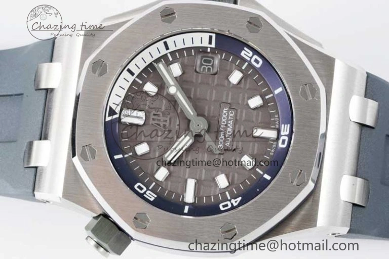 Royal Oak Offshore Diver 15720 SS APF 1:1 Best Edition Gray Dial on Gray Rubber Strap A4308