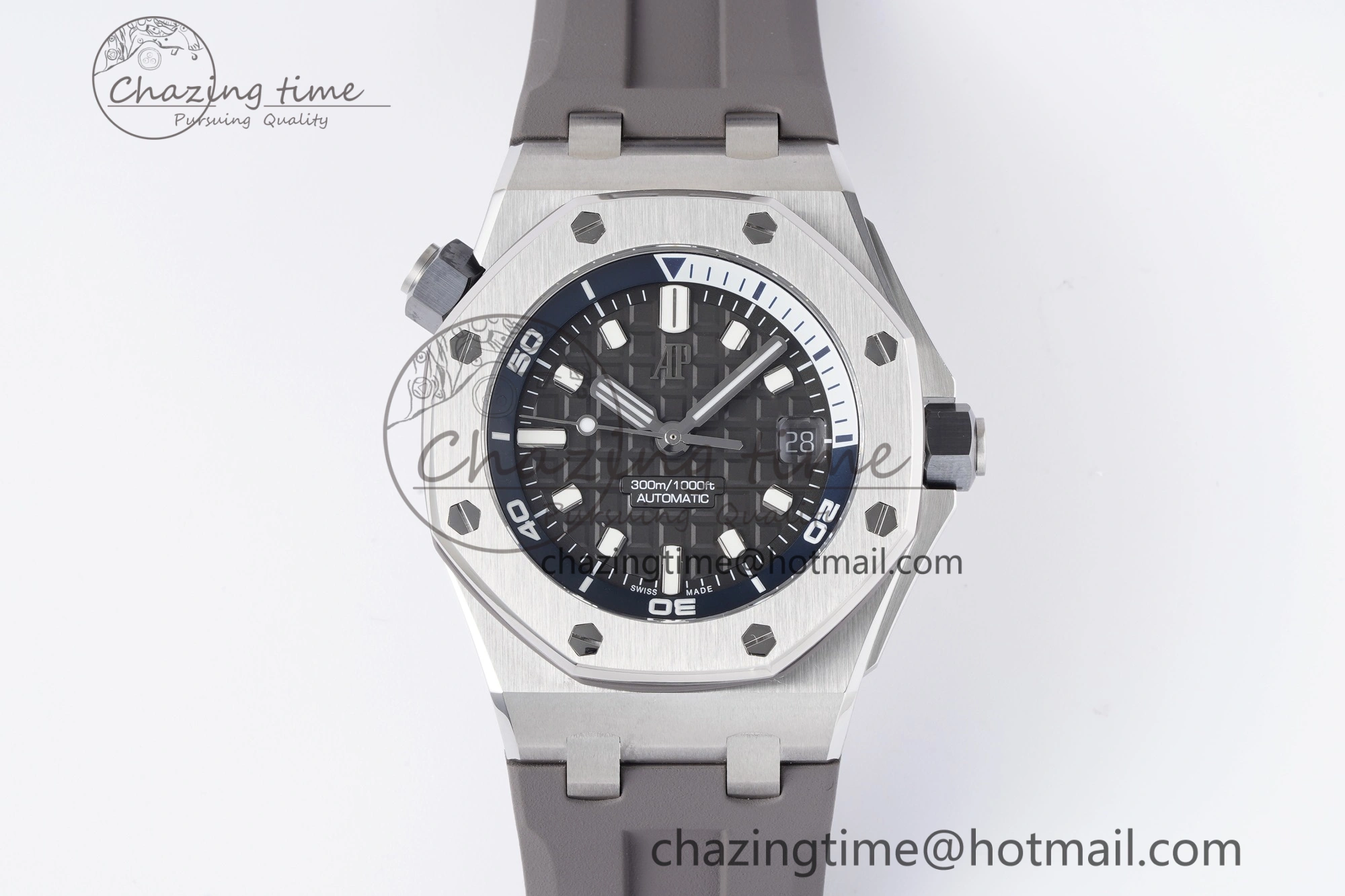 Royal Oak Offshore Diver 15720 SS ZF 1:1 Best Edition Gray Dial on Gray Rubber Strap A4308