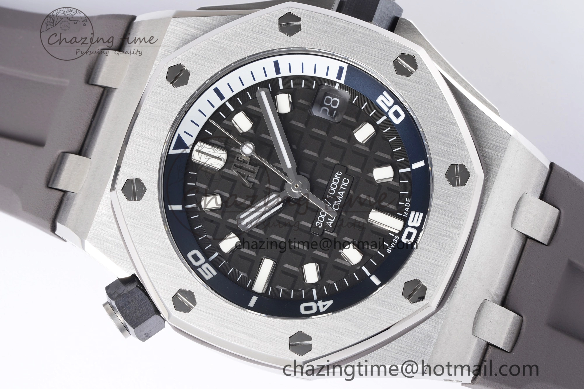 Royal Oak Offshore Diver 15720 SS ZF 1:1 Best Edition Gray Dial on Gray Rubber Strap A4308