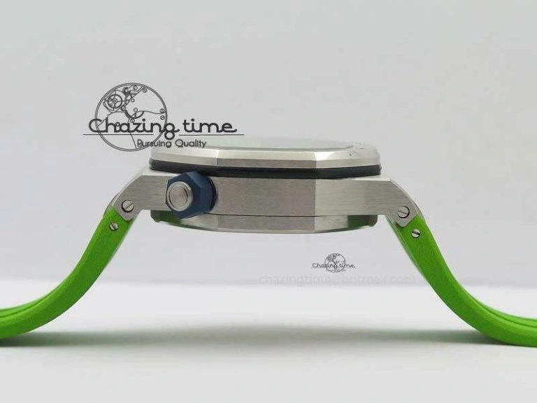 Royal Oak Offshore Diver 2017 Green 15710 JF 1:1 Best Edition On XS Rubber Strap A3120 (Free Rubber Strap)
