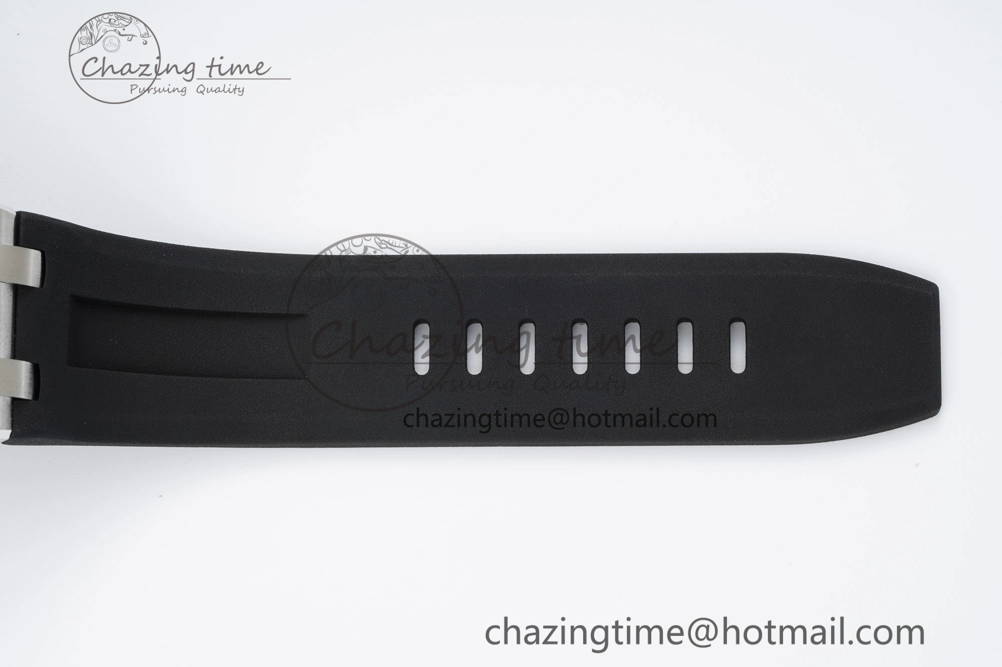 Royal Oak Offshore Diver Black Ceramic Bezel 15720 IPF Best Edition Black Dial on Black Rubber Strap A4308