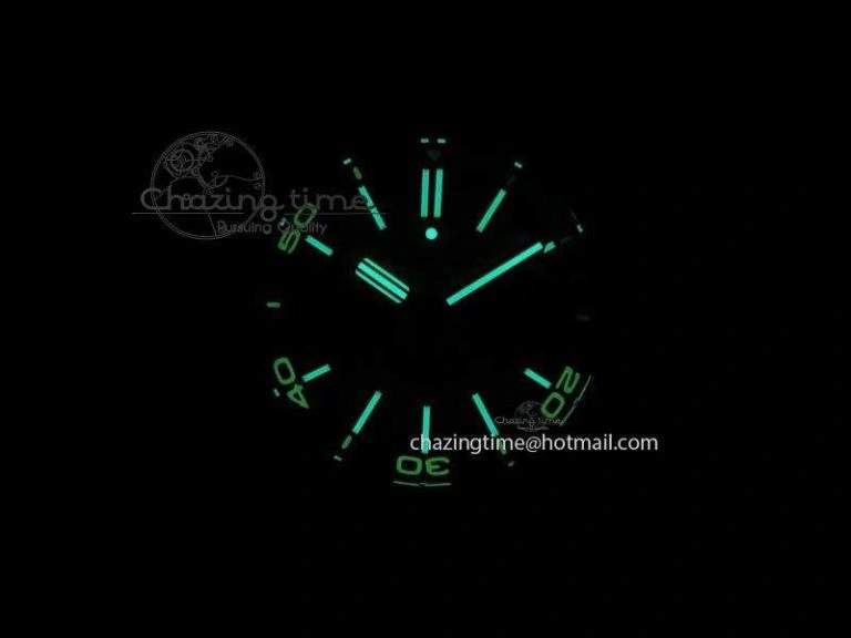 Royal Oak Offshore Diver Chronograph Green Noob Best Edition On Green Rubber Strap A3126