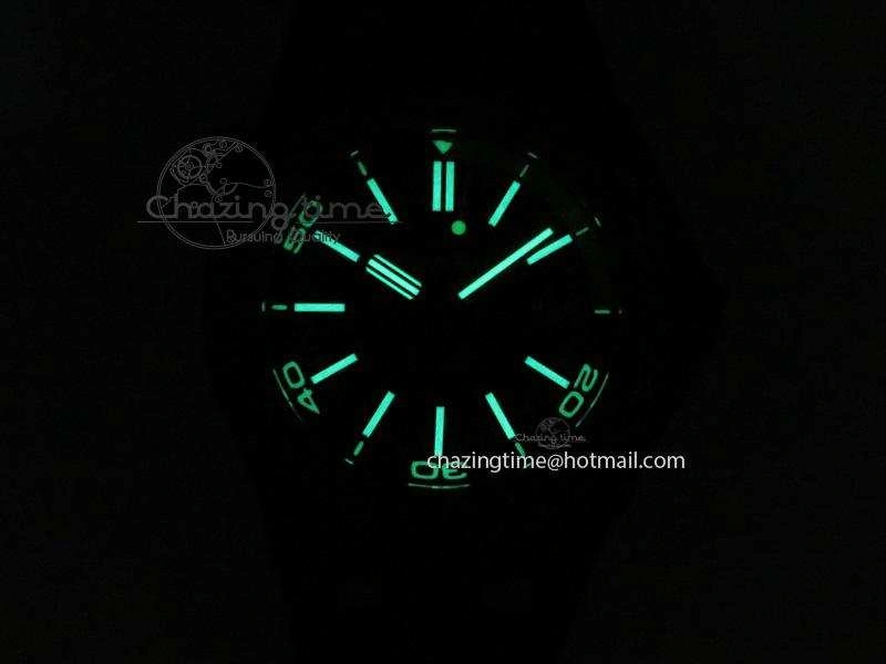 Royal Oak Offshore Diver Forged Carbon 1:1 V6F Best Edition On Rubber Strap A2824