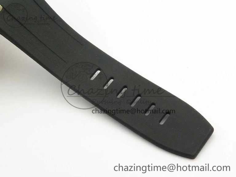 Royal Oak Offshore Diver Forged Carbon XF 1:1 Best Edition on Rubber Strap A2836 V3