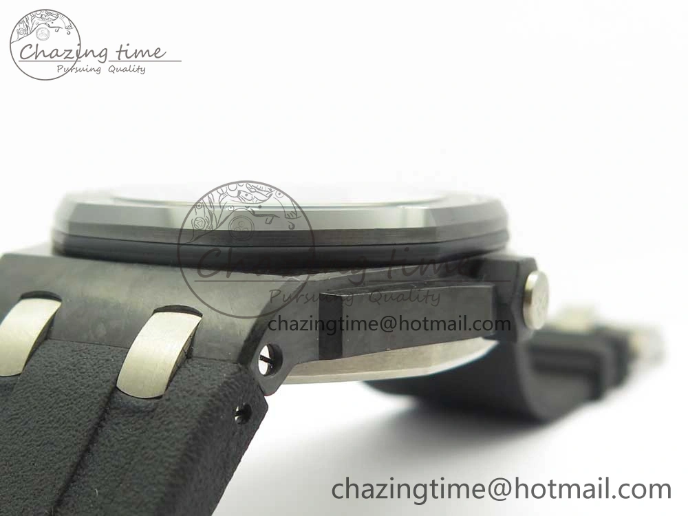 Royal Oak Offshore Diver Forged Carbon XF 1:1 Best Edition on Rubber Strap A2836 V3