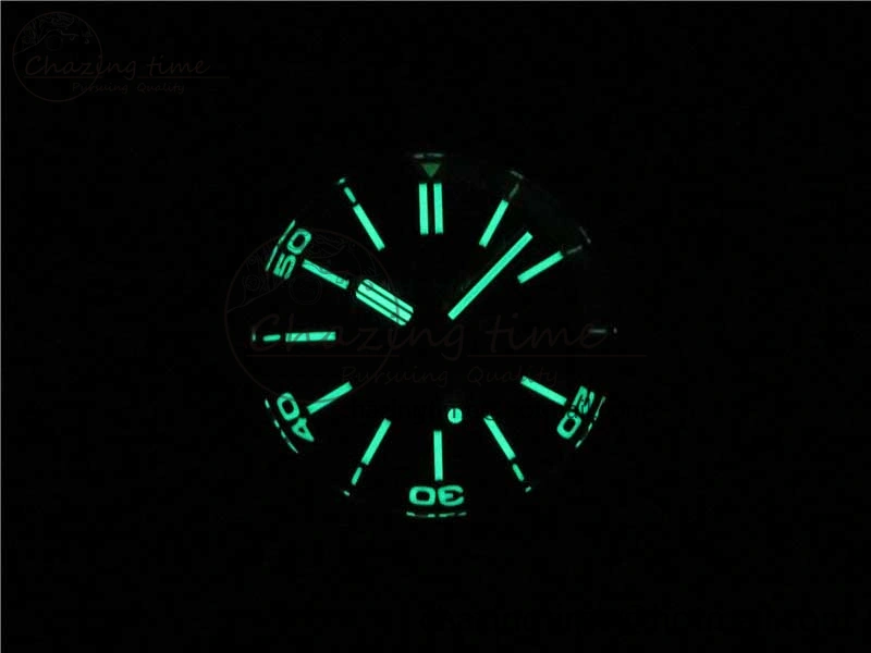 Royal Oak Offshore Diver Green 15710 JF 1:1 Best Edition on Green Rubber Strap A3120
