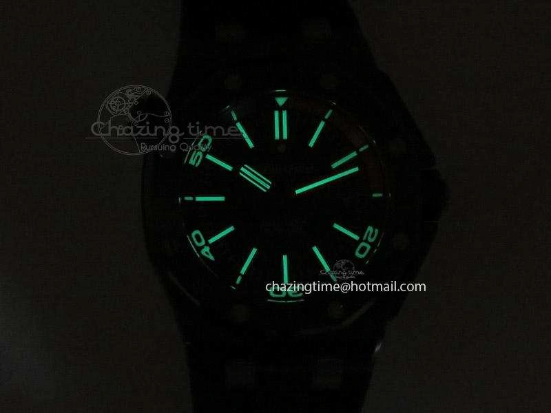 Royal Oak Offshore Diver Real Ceramic Noob Best Edition on Rubber Strap A3120