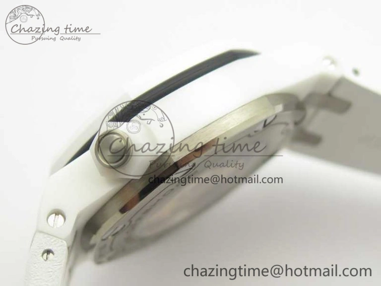 Royal Oak Offshore Diver Solid White Ceramic JF 1:1 Best Edition On White Rubber Strap A3120 V2