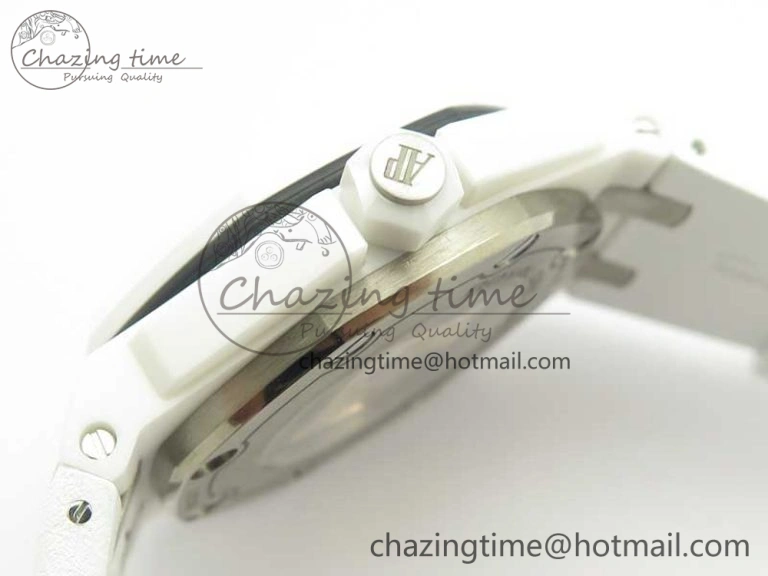 Royal Oak Offshore Diver Solid White Ceramic JF 1:1 Best Edition On White Rubber Strap A3120 V2