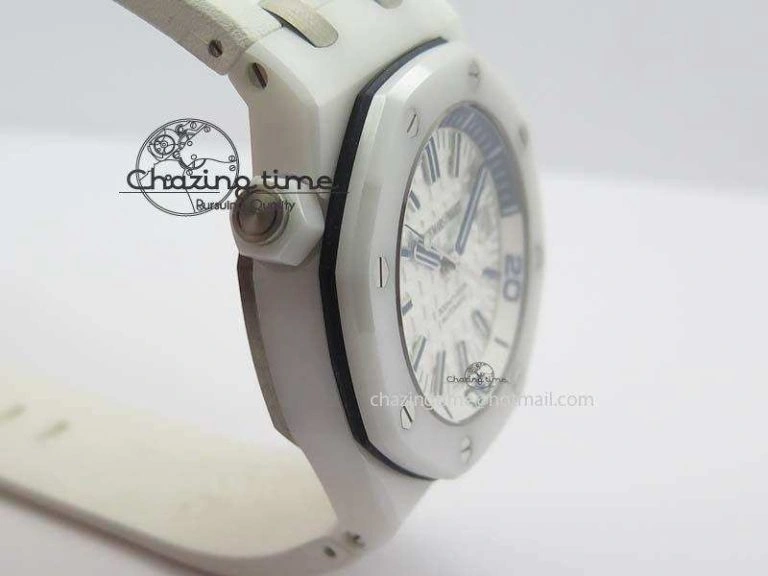 Royal Oak Offshore Diver White Ceramic BP-Maker On White Rubber Strap A3120
