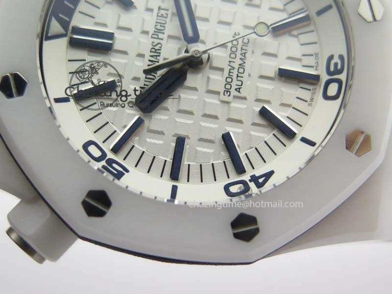 Royal Oak Offshore Diver White Ceramic BP-Maker On White Rubber Strap A3120