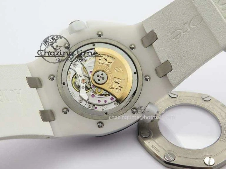 Royal Oak Offshore Diver White Ceramic BP-Maker On White Rubber Strap A3120