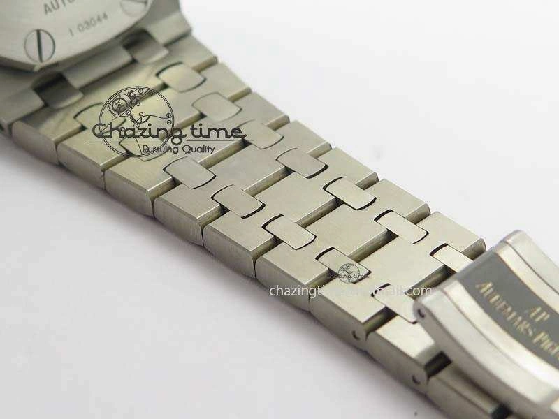 Royal Oak Offshore JF Ultimate Edition Silver Themes On SS Bracelet A7750 V2