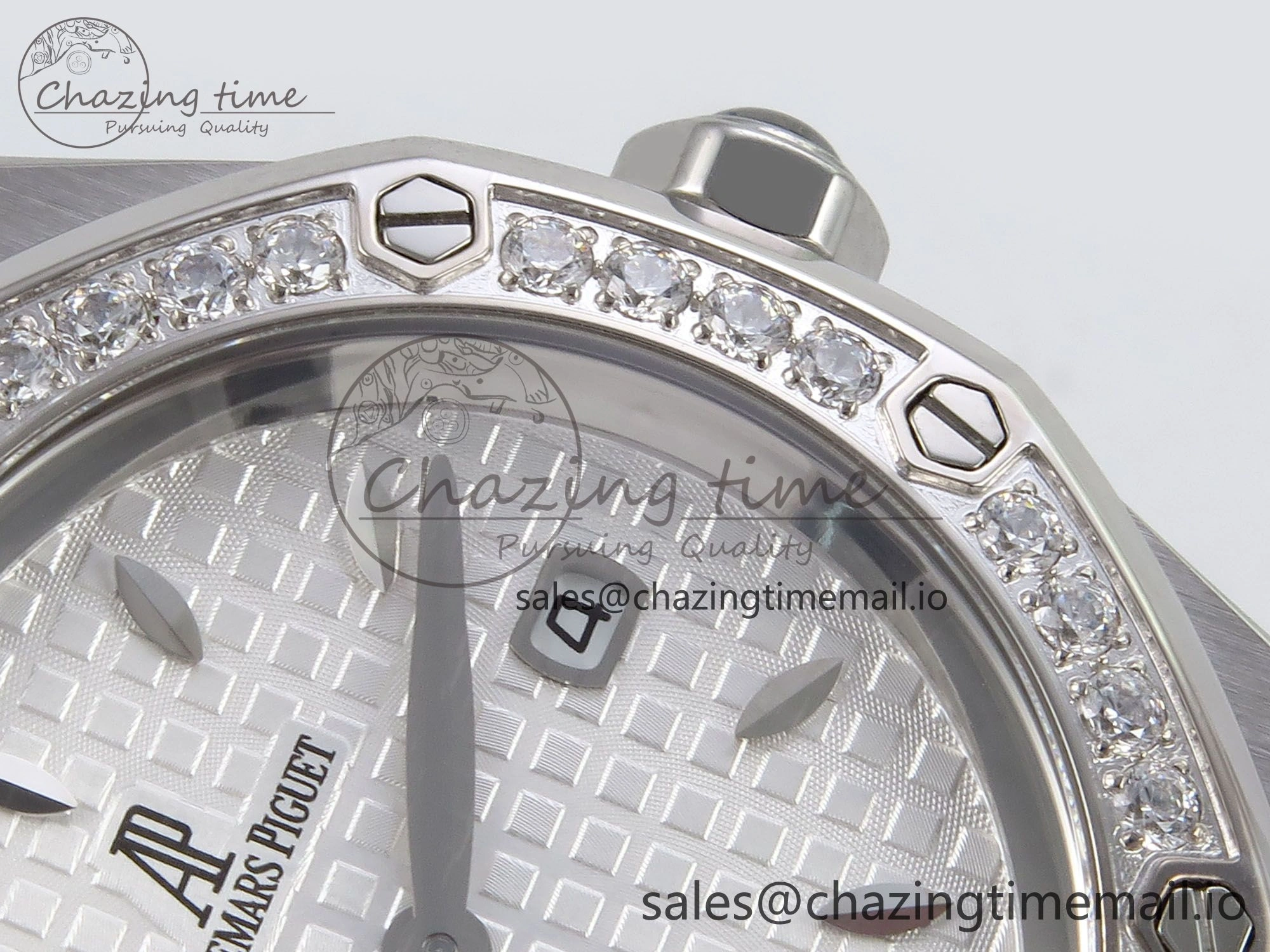 Royal Oak Offshore Ladies 33mm SS DRF Best Edition White Dial Diamonds Bezel on White Leather Strap ETA Quartz