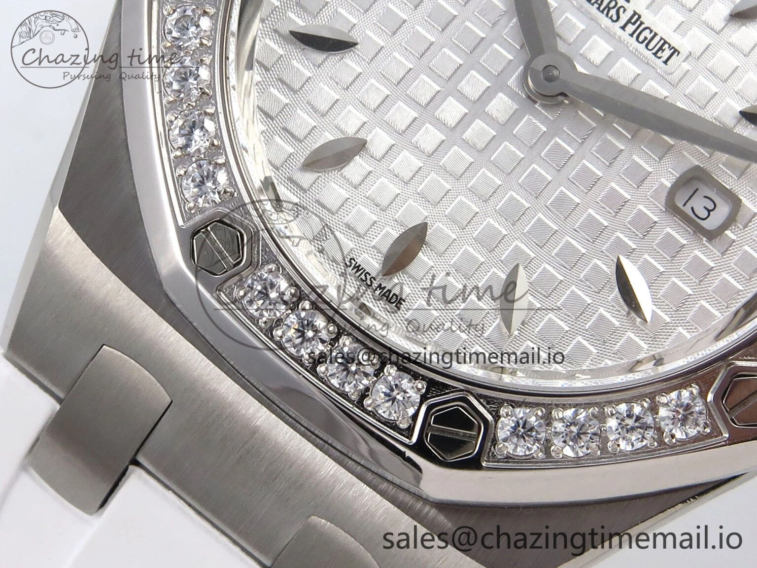 Royal Oak Offshore Ladies 33mm SS DRF Best Edition White Dial Diamonds Bezel on White Rubber Strap ETA Quartz