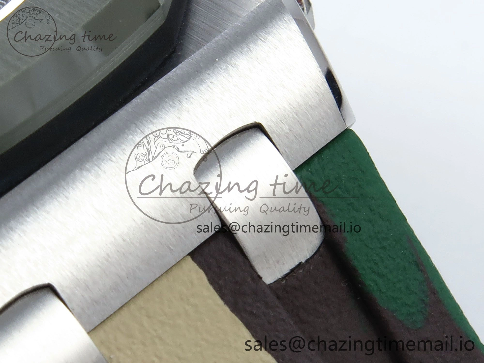 Royal Oak Offshore SS APF Best Edition Cream Dial on Green Camou Rubber Strap A3126