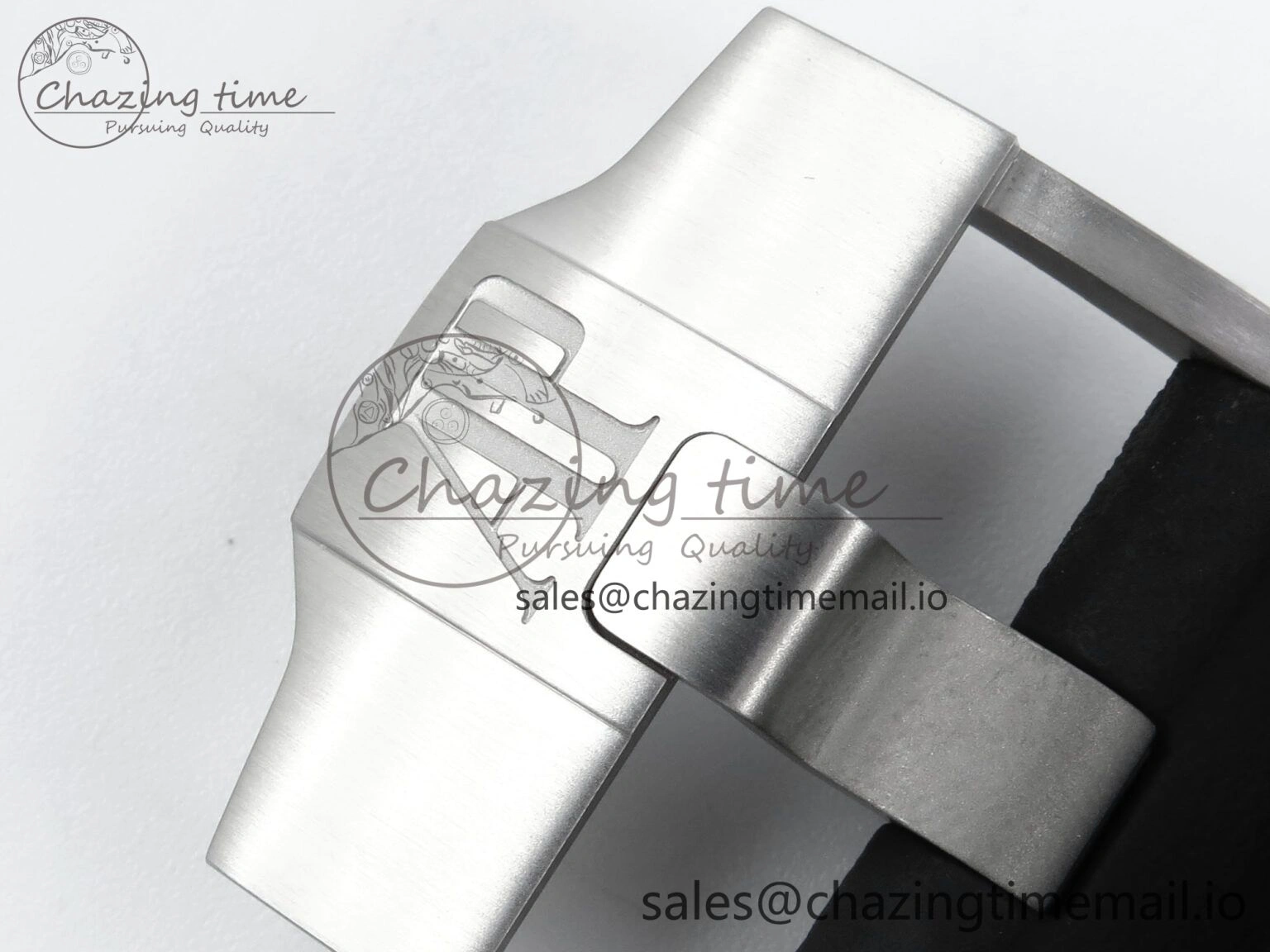 Royal Oak Offshore SS APF Best Edition White Black Dial on Black Rubber Strap A3126
