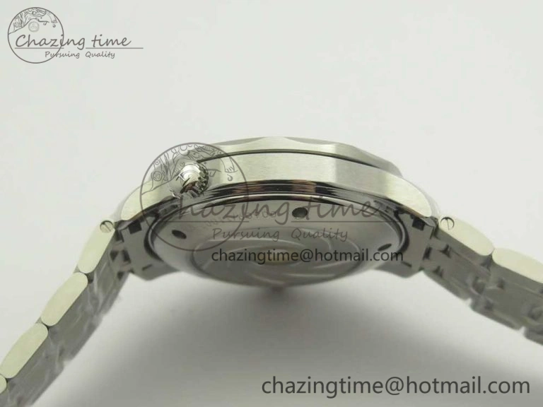 Seamaster 300M 007 50th SS MKS V3 1:1 Best Edition Black 007 Dial Ceramic Bezel on SS Bracelet A2824