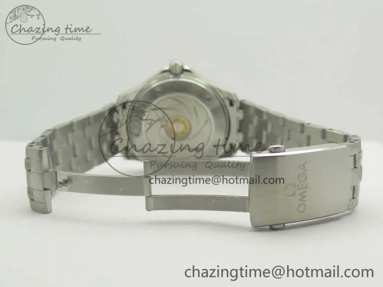 Seamaster 300M 007 50th SS MKS V3 1:1 Best Edition Black 007 Dial Ceramic Bezel on SS Bracelet A2824