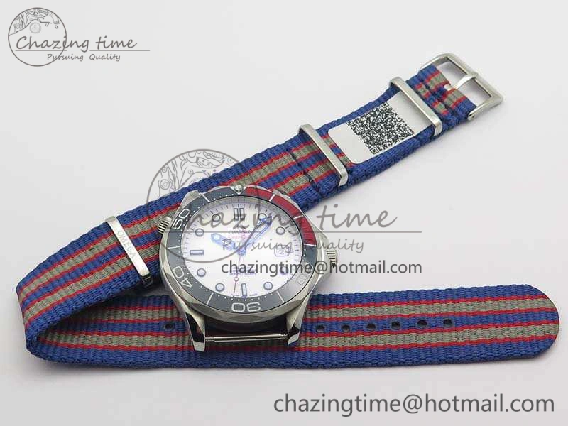Seamaster 300M 007 SS URF 1:1 Best Edition White Dial Ceramic Bezel On Nylon Strap A2507(Free SS Bracelet)