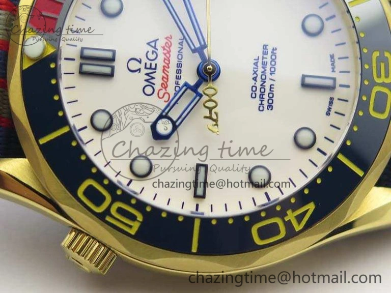 Seamaster 300M 007 YG URF 1:1 Best Edition White Dial Ceramic Bezel On Nylon Strap A2507