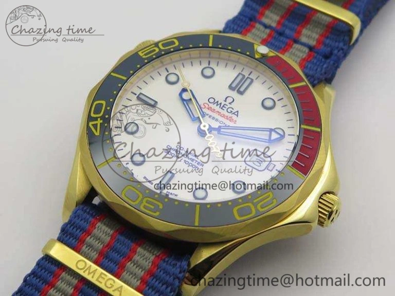 Seamaster 300M 007 YG URF 1:1 Best Edition White Dial Ceramic Bezel On Nylon Strap A2507