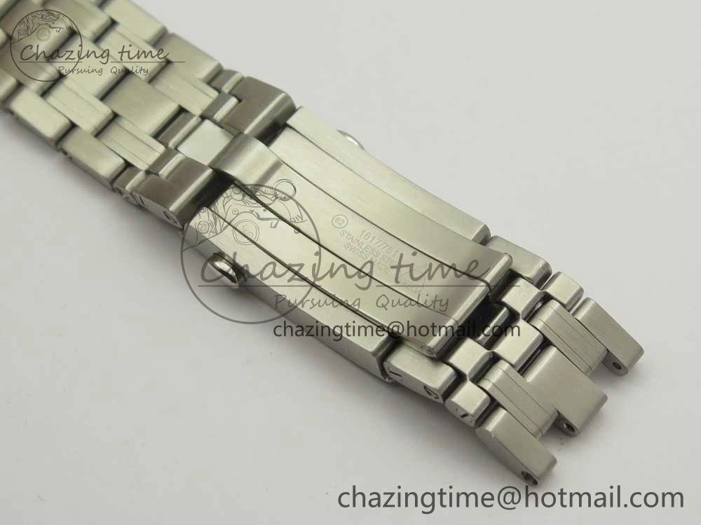 Seamaster 300M Chronometer SS “007” Limited Edition OMF 1:1 Best Edition on SS Bracelet A2824 (Black Balance Wheel) V2