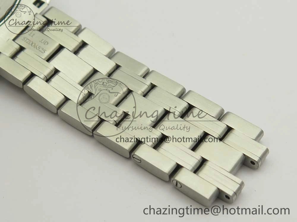 Seamaster 300M Chronometer SS Black OMF 1:1 Best Edition on SS Bracelet A2824 (Black Balance Wheel) V2