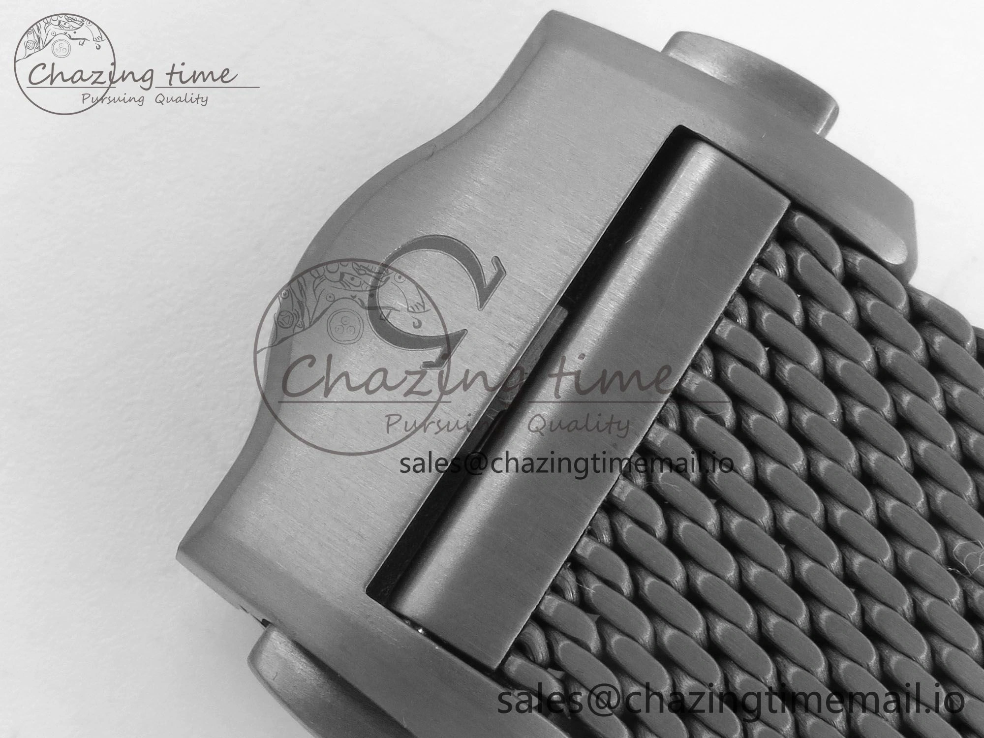 Seamaster 300M Diver Titanium Bronze Gold VSF 1:1 Best Edition Green Dial on Titanium Mesh Bracelet A8806