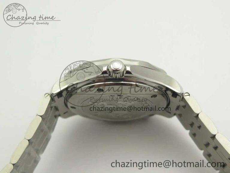 Seamaster 300M SS MKS V3 1:1 Best Edition Blue Dial Blue Ceramic Bezel on SS Bracelet A2824